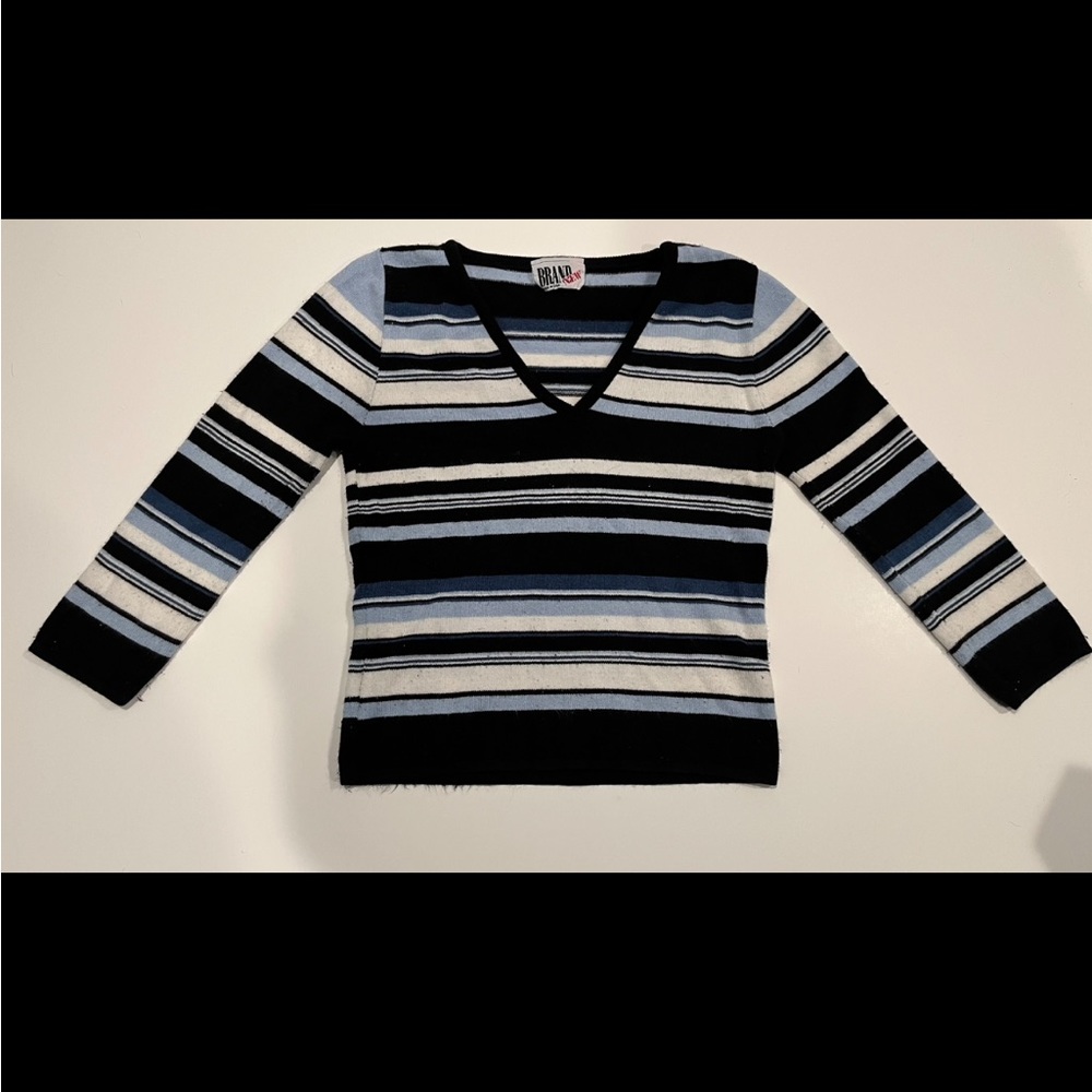 Women’s lightweight 3/4 sleeve sweater